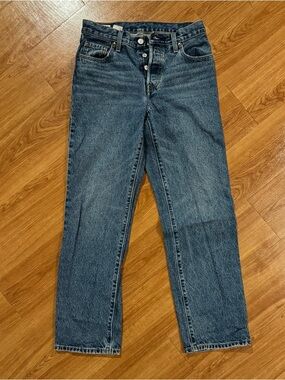 Levi's Straight-Leg Women's Jeans in Dark Blue Denim